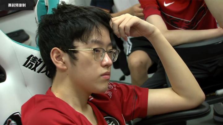 关于Scout爆冷击败西班牙队,高光表现震惊全场!的信息